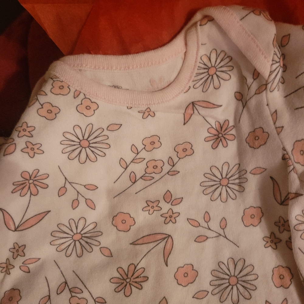 3 onzies - Picture 6 of 7